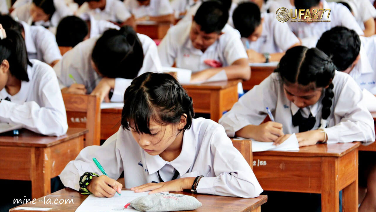 เด็กไทย เรียนหนักที่สุดในโลก