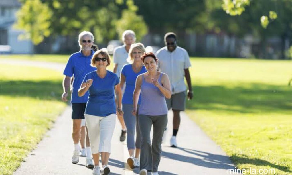 การเดิน กลายเป็นยาวิเศษสำหรับโรคต่างๆ ในทุกวัย หากต้องการค้นพบประโยชน์ของกีฬาที่เก่าแก่ที่สุดในโลก ก่อนอื่นคุณต้องตัดสินใจก้าวแรกสู่ความ